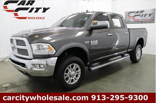 2017 RAM 2500 Laramie Crew Cab 4x4 6'4' Box
