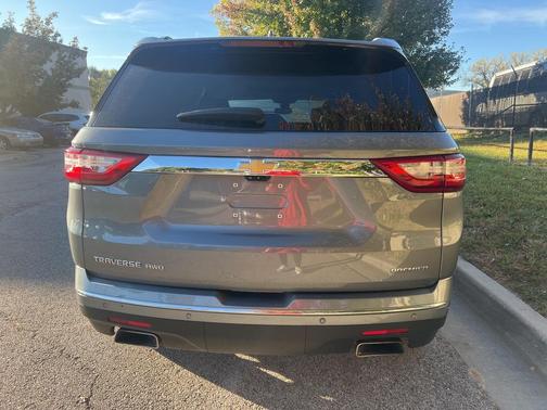 2021 Chevrolet Traverse Premier