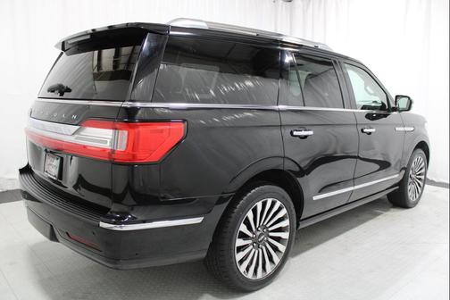 Black Velvet 2018 Lincoln Navigator Reserve