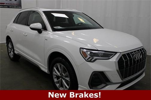 2024 Audi Q3 Premium 45 TFSI S line quattro Tiptronic