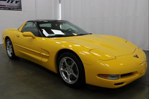 2002 Chevrolet Corvette Base