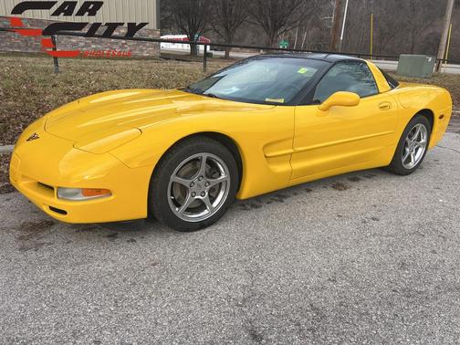 2002 Chevrolet Corvette Base