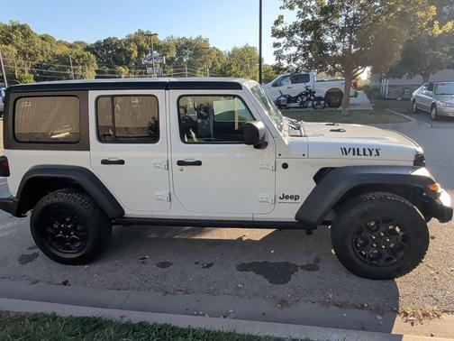 2023 Jeep Wrangler 4xe Base