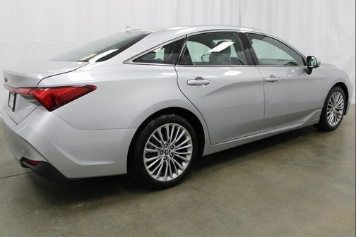 2020 Toyota Avalon Hybrid Limited