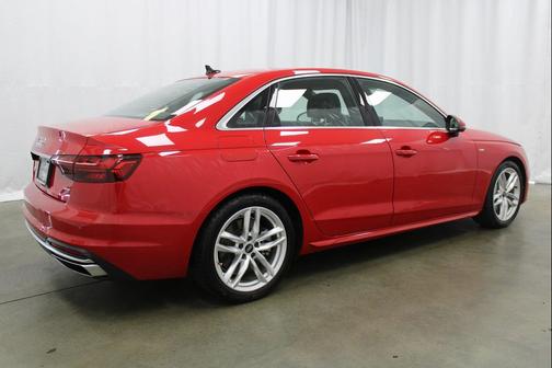 2022 Audi A4 45 S line Premium Plus