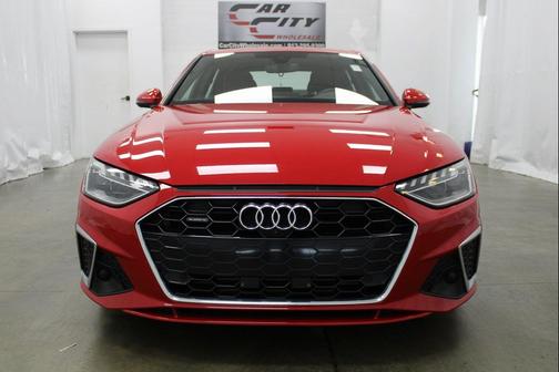 2022 Audi A4 45 S line Premium Plus