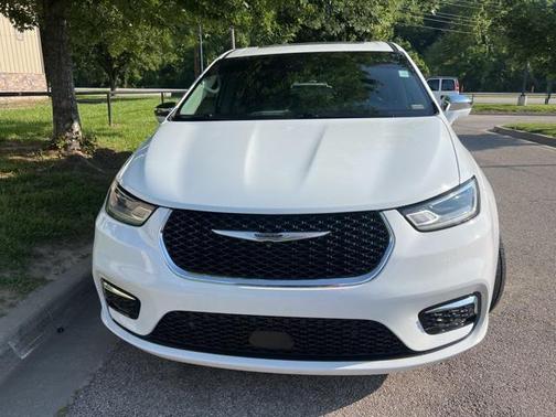 2022 Chrysler Pacifica Hybrid Limited