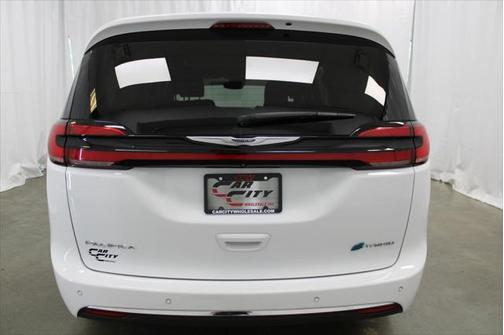 2022 Chrysler Pacifica Hybrid Limited