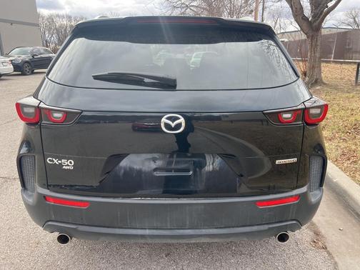 2025 Mazda CX-50 2.5 S Preferred Package