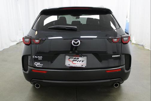 2025 Mazda CX-50 2.5 S Preferred Package