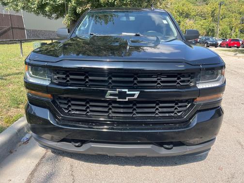 2018 Chevrolet Silverado 1500 Custom