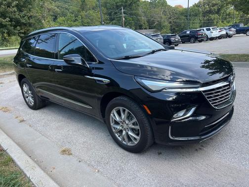 2022 Buick Enclave AWD Essence