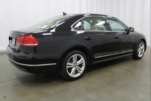 2014 Volkswagen Passat 2.0L TDI DSG SE w/Sunroof
