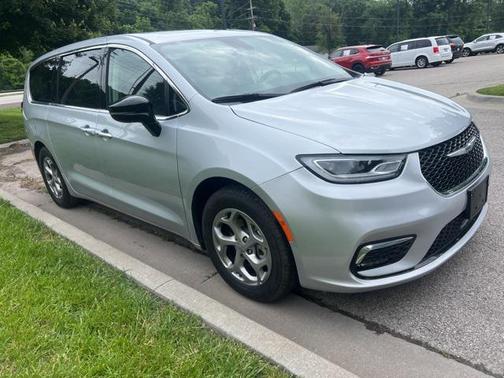 2024 Chrysler Pacifica Limited