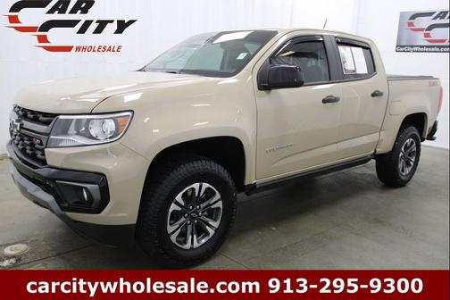 Sand Dune Metallic 2022 Chevrolet Colorado Z71