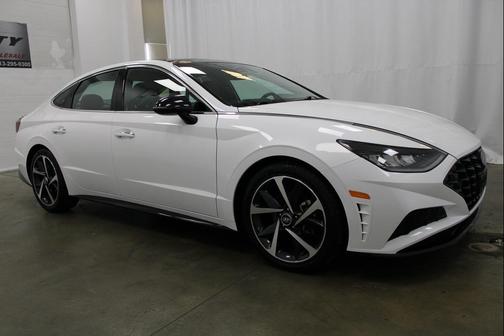2023 Hyundai SONATA SEL Plus