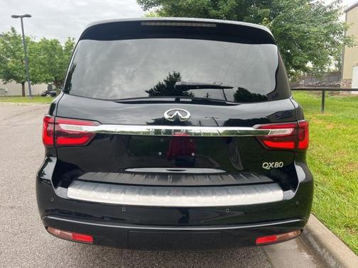 2018 INFINITI QX80 Base