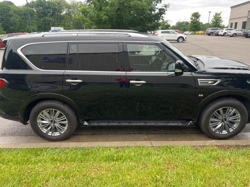2018 INFINITI QX80 Base