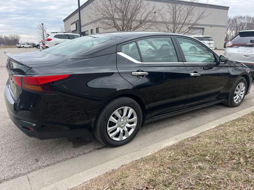 2024 Nissan Altima S FWD