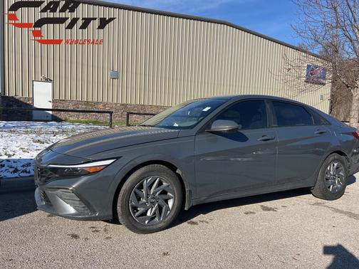 2024 Hyundai ELANTRA HEV Blue