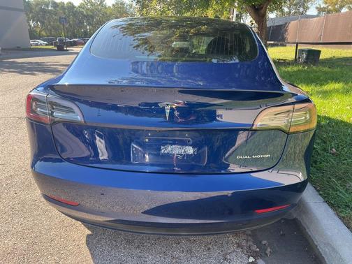 2019 Tesla Model 3 Long Range