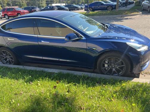 2019 Tesla Model 3 Long Range