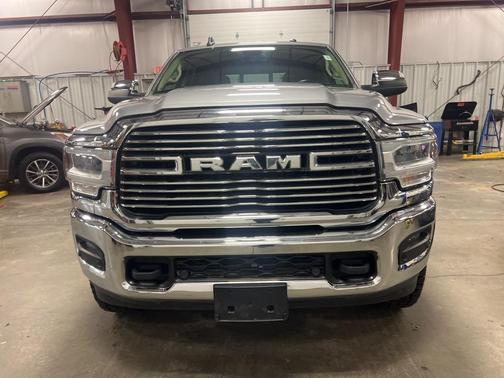 2021 RAM 2500 Laramie Crew Cab 4x4 6'4' Box