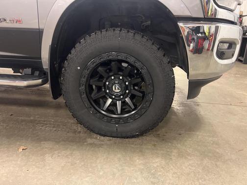 2021 RAM 2500 Laramie Crew Cab 4x4 6'4' Box