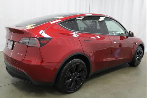 2025 Tesla Model Y Long Range Dual Motor All-Wheel Drive