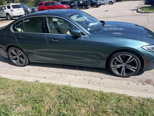 2021 BMW 330 xDrive