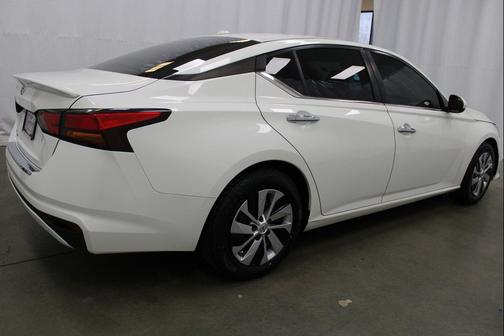 2020 Nissan Altima S FWD