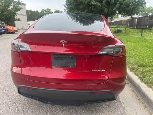 2024 Tesla Model Y Long Range Dual Motor All-Wheel Drive