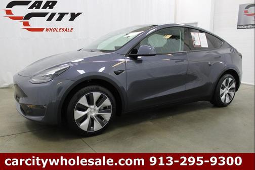2023 Tesla Model Y Long Range Dual Motor All-Wheel Drive