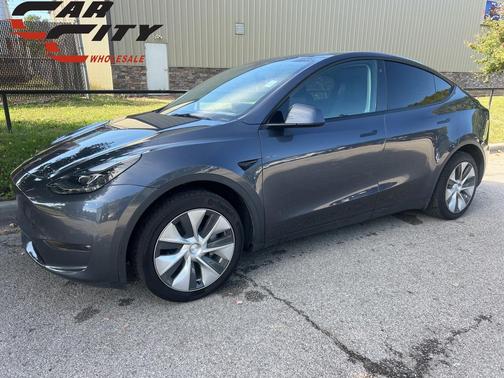 2023 Tesla Model Y Long Range Dual Motor All-Wheel Drive