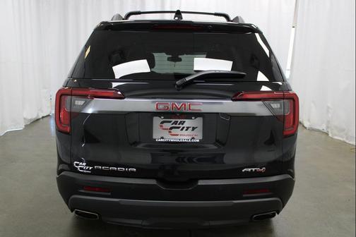 2023 GMC Acadia AWD AT4