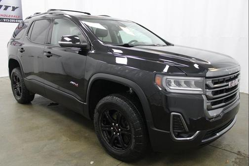 2023 GMC Acadia AWD AT4