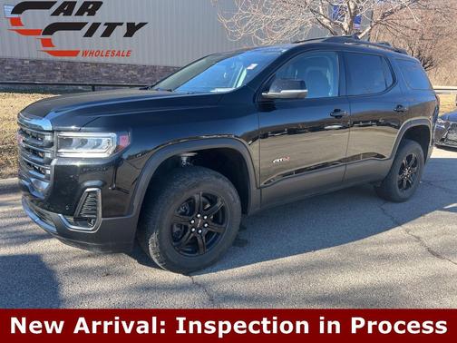 2023 GMC Acadia AWD AT4
