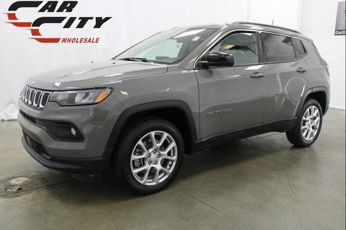 2023 Jeep Compass Latitude Lux