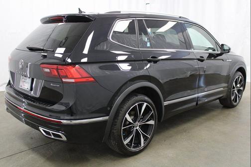 2024 Volkswagen Tiguan 2.0T SEL R-Line 4MOTION