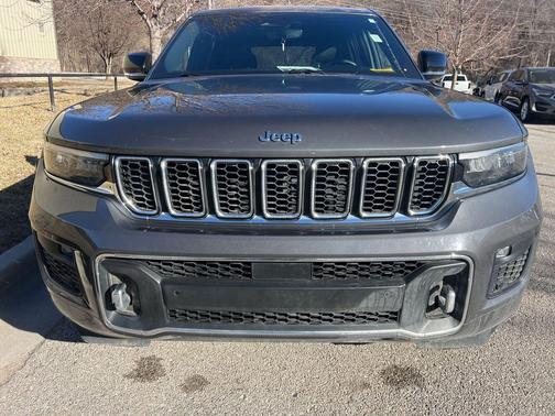 2022 Jeep Grand Cherokee Overland