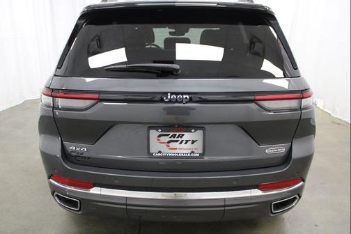 2022 Jeep Grand Cherokee Overland