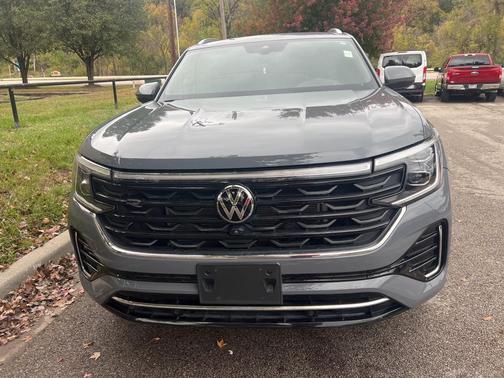 2024 Volkswagen Atlas Cross Sport 2.0T SEL Premium