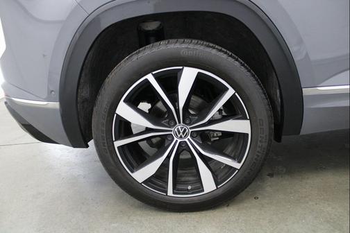 2024 Volkswagen Atlas Cross Sport 2.0T SEL Premium