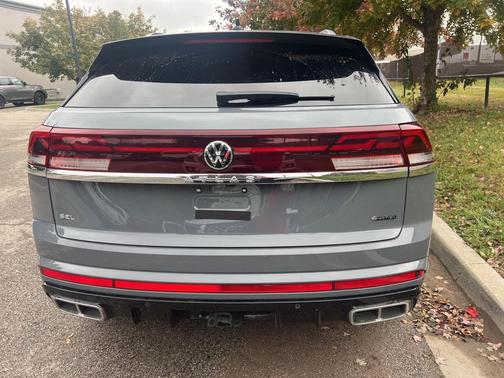 2024 Volkswagen Atlas Cross Sport 2.0T SEL Premium