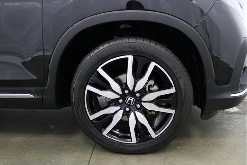 2021 Honda Pilot Touring 8-Passenger