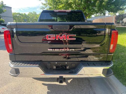 Onyx Black 2019 GMC Sierra 1500 SLT