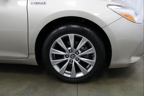 2015 Toyota Camry Hybrid XLE
