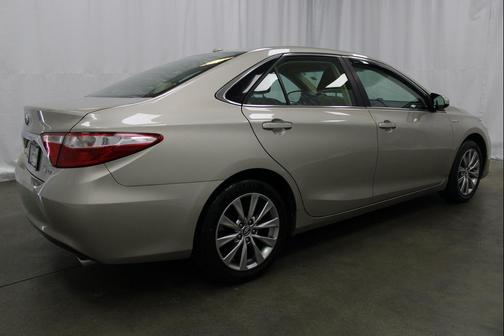 2015 Toyota Camry Hybrid XLE