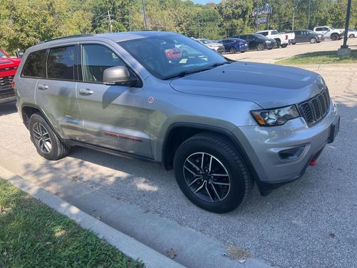 2020 Jeep Grand Cherokee Trailhawk