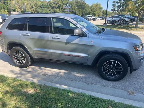 2020 Jeep Grand Cherokee Trailhawk